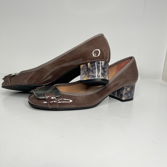 French Sole fs/ny Taupe flats with gray marble detail 7 1/2 B - Picture 9 of 11